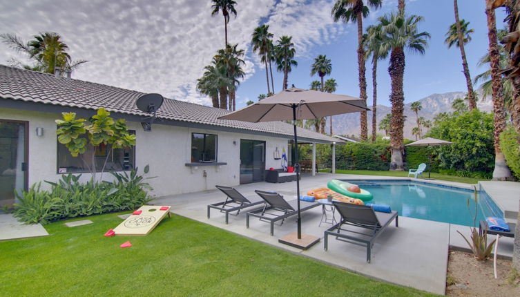 Foto 1 - Modern Oasis ~ 3 Miles to Downtown Palm Springs