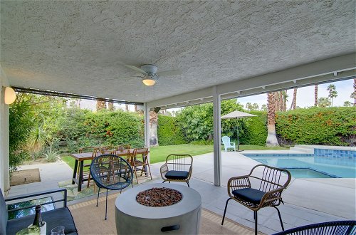 Foto 31 - Modern Oasis ~ 3 Miles to Downtown Palm Springs