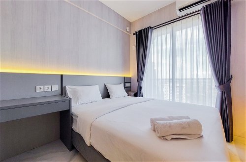 Foto 2 - Restful And Best Choice Studio Sky House Bsd Apartment