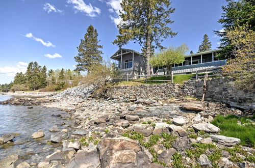 Photo 20 - Bayfront Hancock Cottage w/ Beach Access & Views