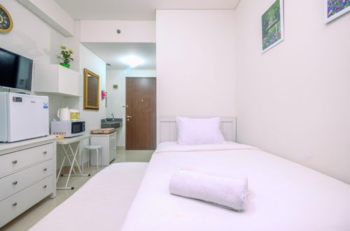 Photo 1 - Minimalist And Cozy Studio (No Kitchen) Transpark Cibubur Apartment