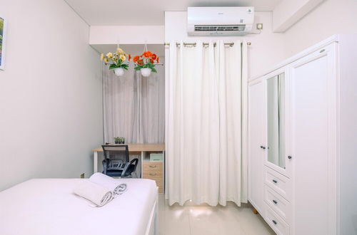 Photo 10 - Minimalist And Cozy Studio (No Kitchen) Transpark Cibubur Apartment