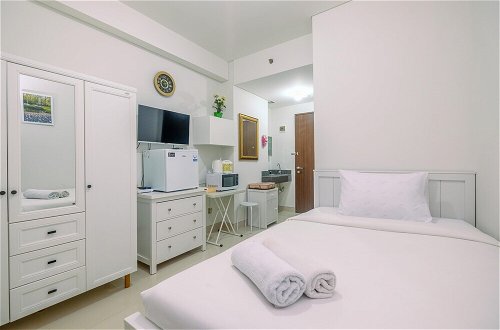Photo 20 - Minimalist And Cozy Studio (No Kitchen) Transpark Cibubur Apartment