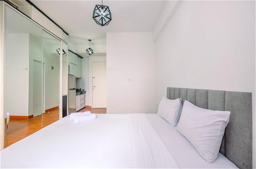Photo 6 - Comfort Stay Studio At Pakubuwono Terrace Apartment