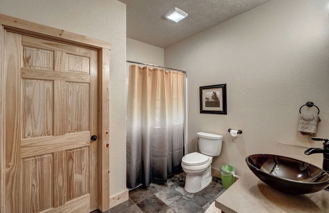 Holy Terror Chalet at Terry Peak - Photo 22