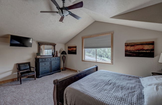 Holy Terror Chalet at Terry Peak - Photo 7