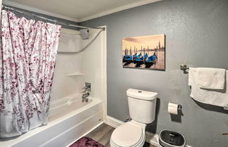 Photo 2 - Comfy Shreveport, Louisiana, Vacation Rental