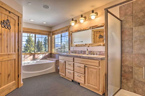 Photo 21 - Spacious Frisco Cabin w/ Sweeping Mountain Views