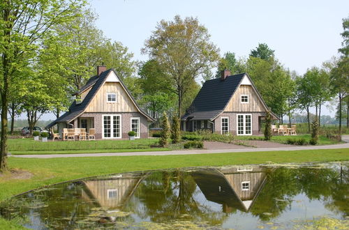 Photo 31 - Romantic Cottage With a sun Shower