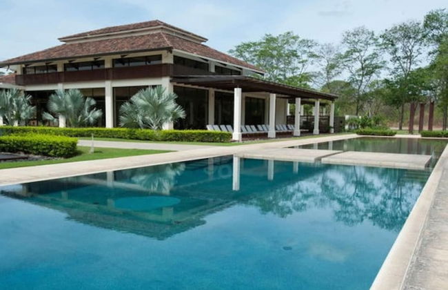 Recently Renovated Luxury Condo with Resort-Style Beach Club Access and Ocean Views - Foto 27
