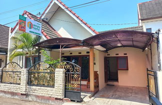 Photo 2 - Homestay Condongcatur By Simply Homy