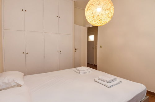 Photo 4 - Luxury Pireas Stay New 2BR Urban Escape