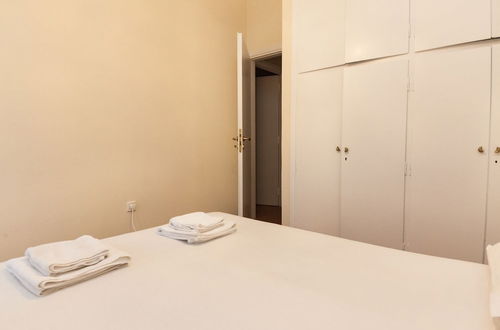 Foto 5 - Luxury Pireas Stay New 2BR Urban Escape