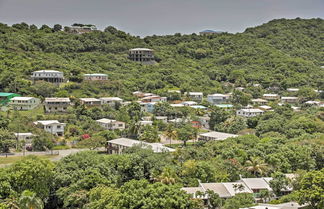 Foto 2 - Breezy St. Croix Bungalow w/ Pool & Ocean Views