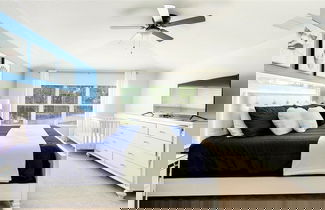 Foto 3 - Home With Lakeview Close to Disney w Pool