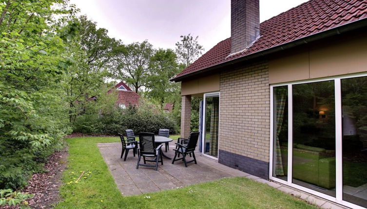 Foto 1 - Cozy Holiday Home with Garden near Zwolle