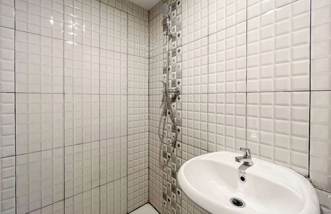 Modern Designed Studio At De Prima Apartment - Foto 11