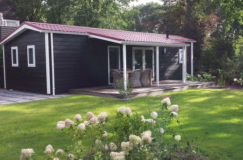 Photo 12 - Garden-view Chalet With Terrace or Conservatory Near Amerongse Berg