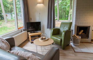 Photo 3 - Bungalow With a Tree House box bed on Veluwe