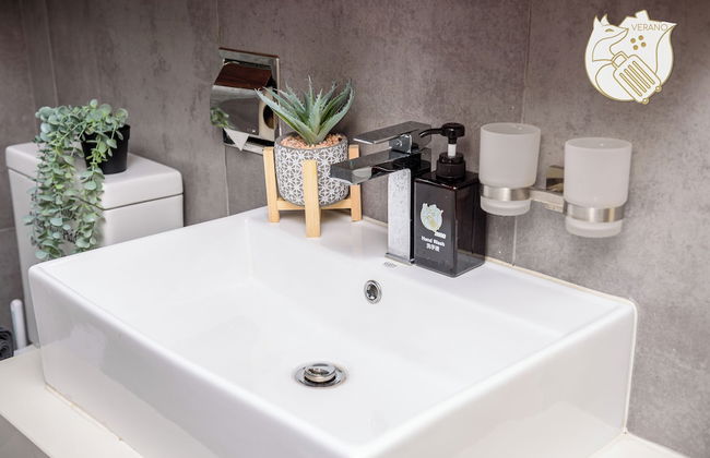 2BR 6PAX Jacuzzi View at Arte MontKiara - Foto 18