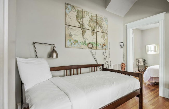 Casa Doble - Two Units, One Location! - Foto 2