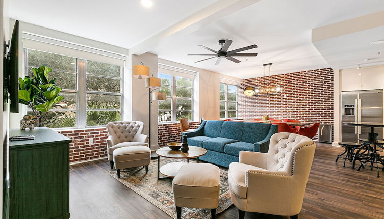 Photo 1 - Gorgeous 4BR Condo Steps to FQ