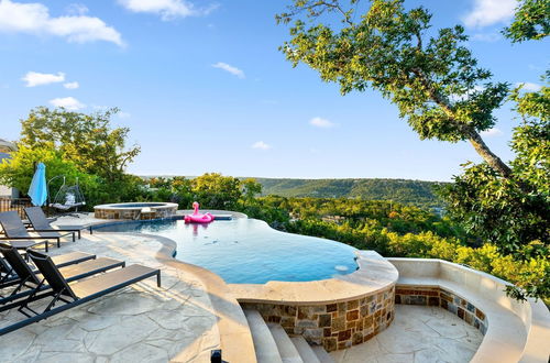 Photo 23 - Hillside Infinity Pool Retreat