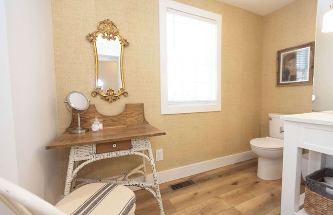 Heaven on Earth! 2 BDR Fontana Flat, Walk to Lake - Foto 21