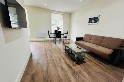 Photo 13 - 1-bed Apartment in Ealing - 2mins From Station