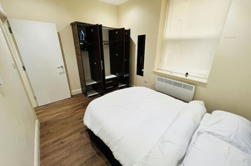 Photo 6 - 1-bed Apartment in Ealing - 2mins From Station