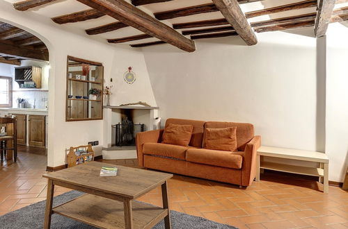 Photo 21 - Pinti 46 in Firenze With 1 Bedrooms and 1 Bathrooms