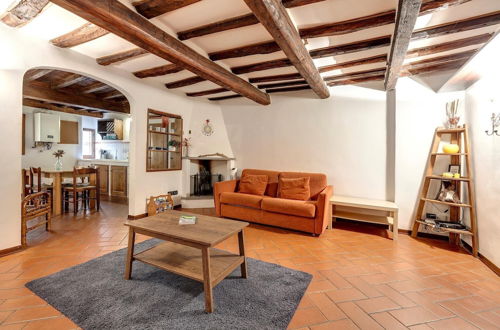 Photo 3 - Pinti 46 in Firenze With 1 Bedrooms and 1 Bathrooms