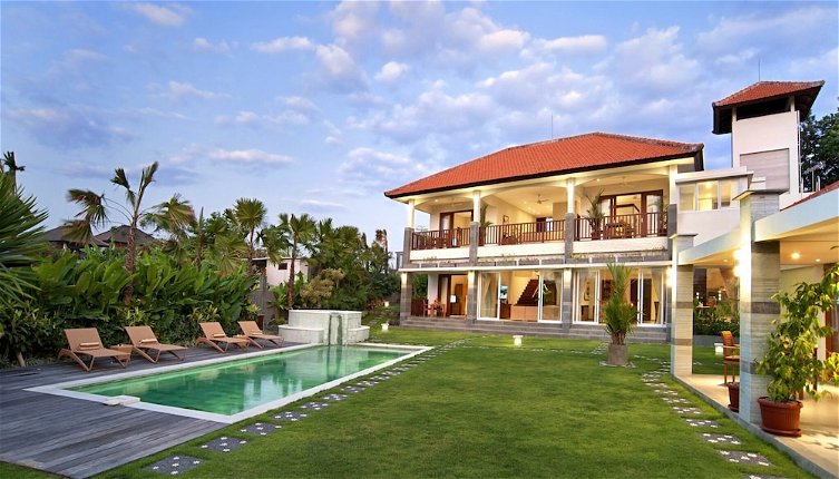 Foto 1 - Best Selling Family 5 Bedrooms Pool Villa in Canggu