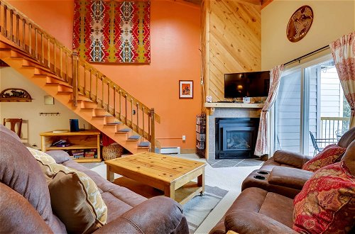 Photo 13 - Silverthorne Condo W/pool Access - Shuttle to Town