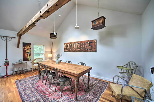 Foto 7 - Renovated Catskills Farmhouse w/ Game Room