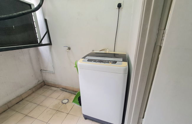 Duta Hotel & Residence by Sarahs Lodge - Photo 32