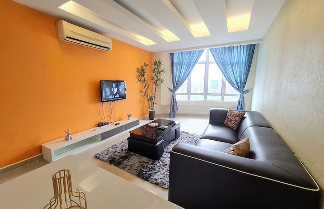 Duta Hotel & Residence by Sarahs Lodge - Photo 25