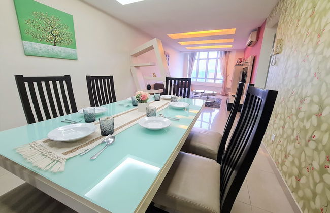 Duta Hotel & Residence by Sarahs Lodge - Photo 27