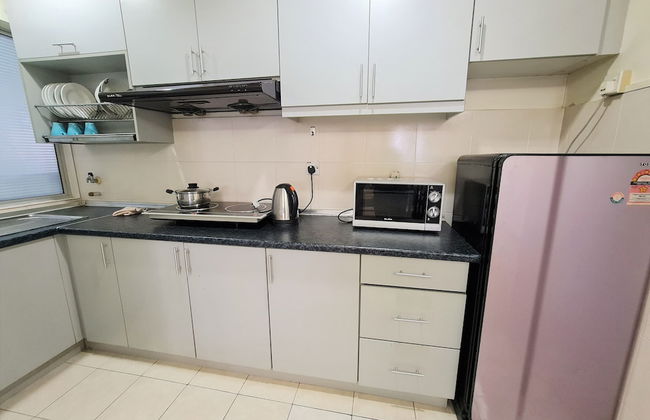 Duta Hotel & Residence by Sarahs Lodge - Photo 14