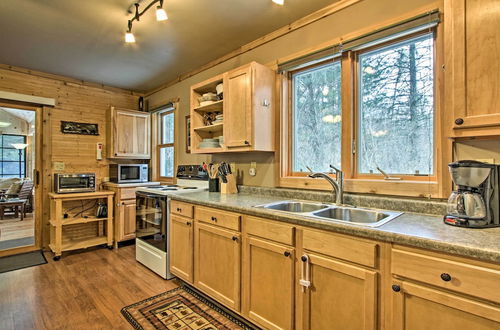 Photo 3 - Cabin w/ Kayaks Situated on the Wisconsin River