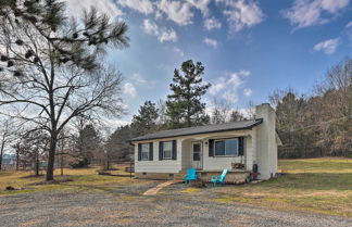 Photo 1 - Cozy Hodgen Cottage on 650-acre Property