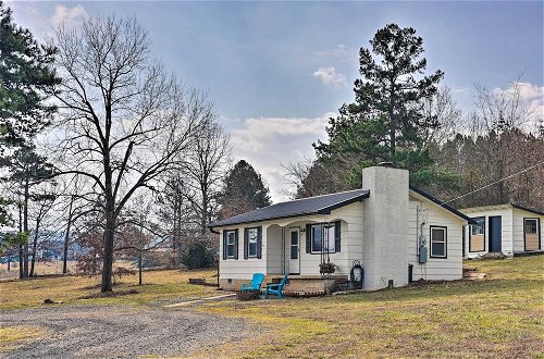 Foto 19 - Cozy Hodgen Cottage on 650-acre Property