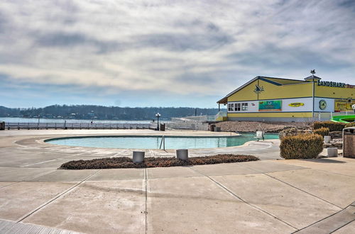 Photo 2 - Margaritaville Resort Retreat w/ Hot Tub & Deck