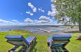 Foto 1 - Lakefront Retreat w/ Shared Dock & Fire Pit