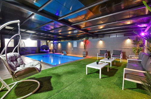 Foto 9 - Luxury Villa with heated pool in Zfat