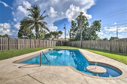 Photo 8 - Pet-friendly Margate House With Private Pool