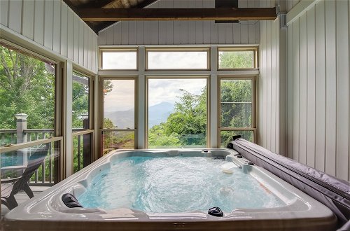 Photo 14 - Gatlinburg Home: Mountain Views & Indoor Hot Tub