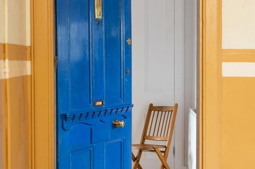 Photo 3 - 425 Quirky and Charming 2 Bedroom Seaside Apartment in Portobello