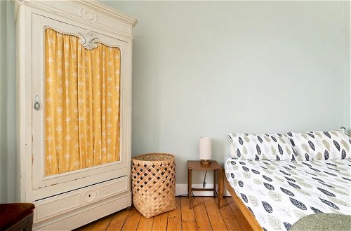 Photo 19 - 425 Quirky and Charming 2 Bedroom Seaside Apartment in Portobello