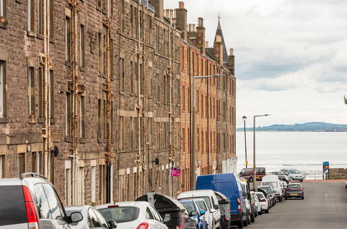 Photo 34 - 425 Quirky and Charming 2 Bedroom Seaside Apartment in Portobello